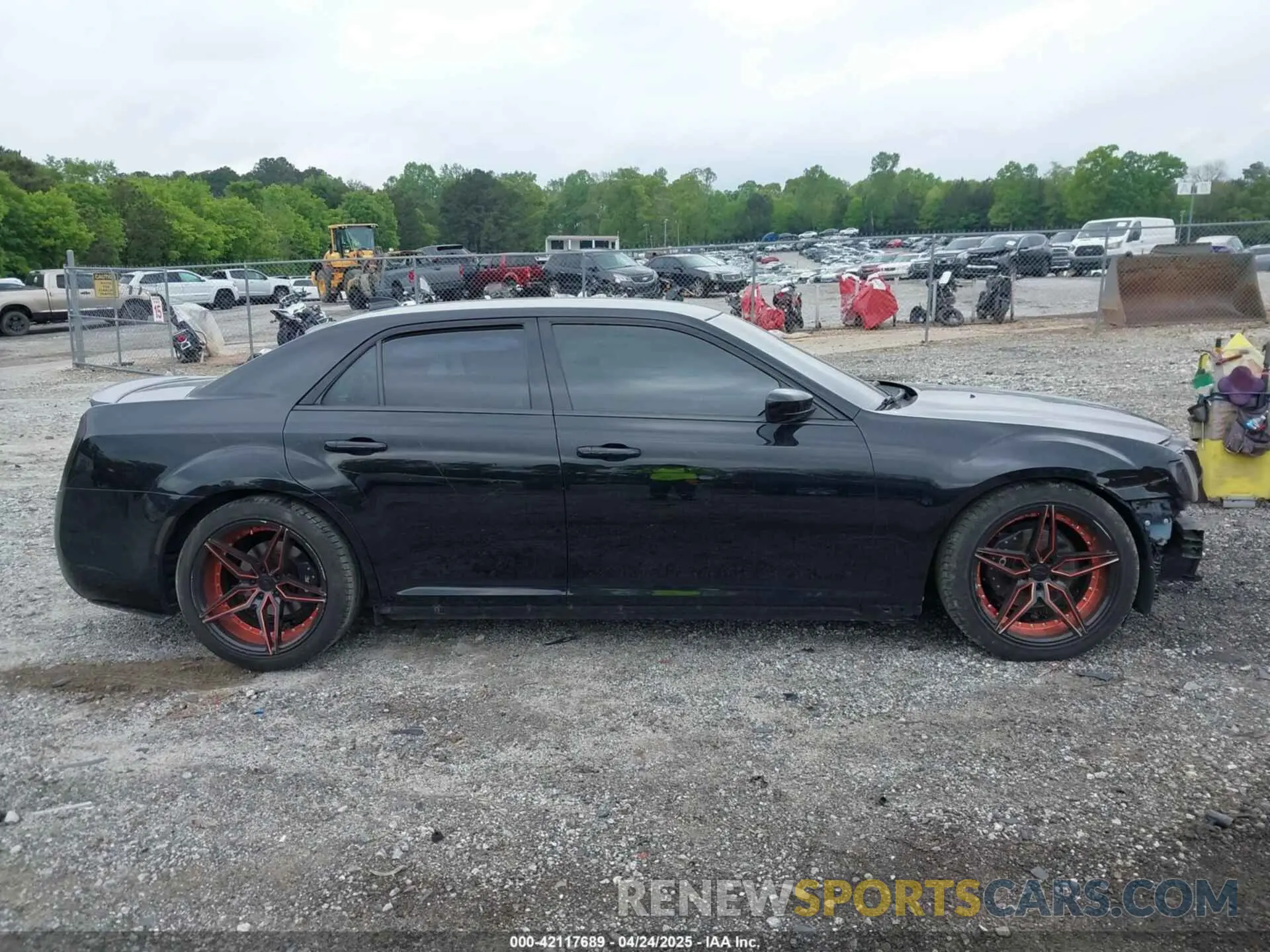 13 Photograph of a damaged car 2C3CCABG0KH515491 CHRYSLER 300 2019