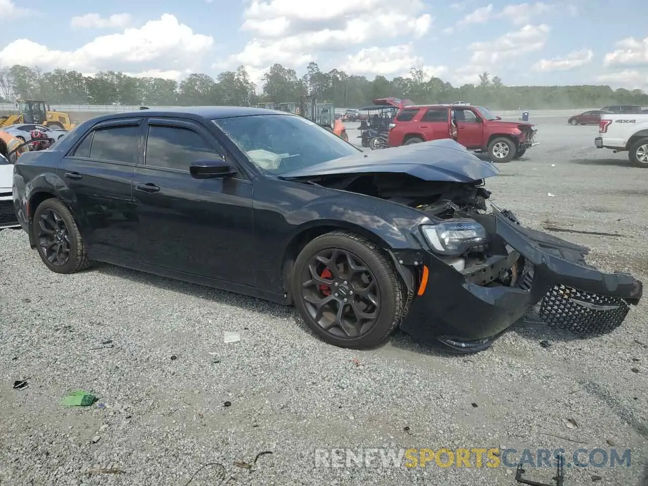 4 Photograph of a damaged car 2C3CCABG0KH635016 CHRYSLER 300 2019