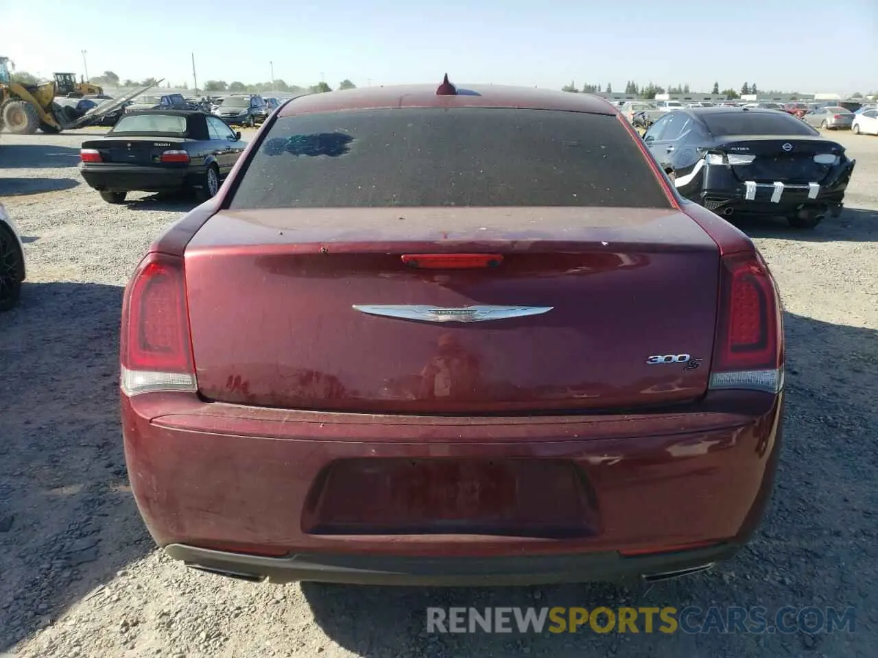6 Photograph of a damaged car 2C3CCABG1KH618001 CHRYSLER 300 2019