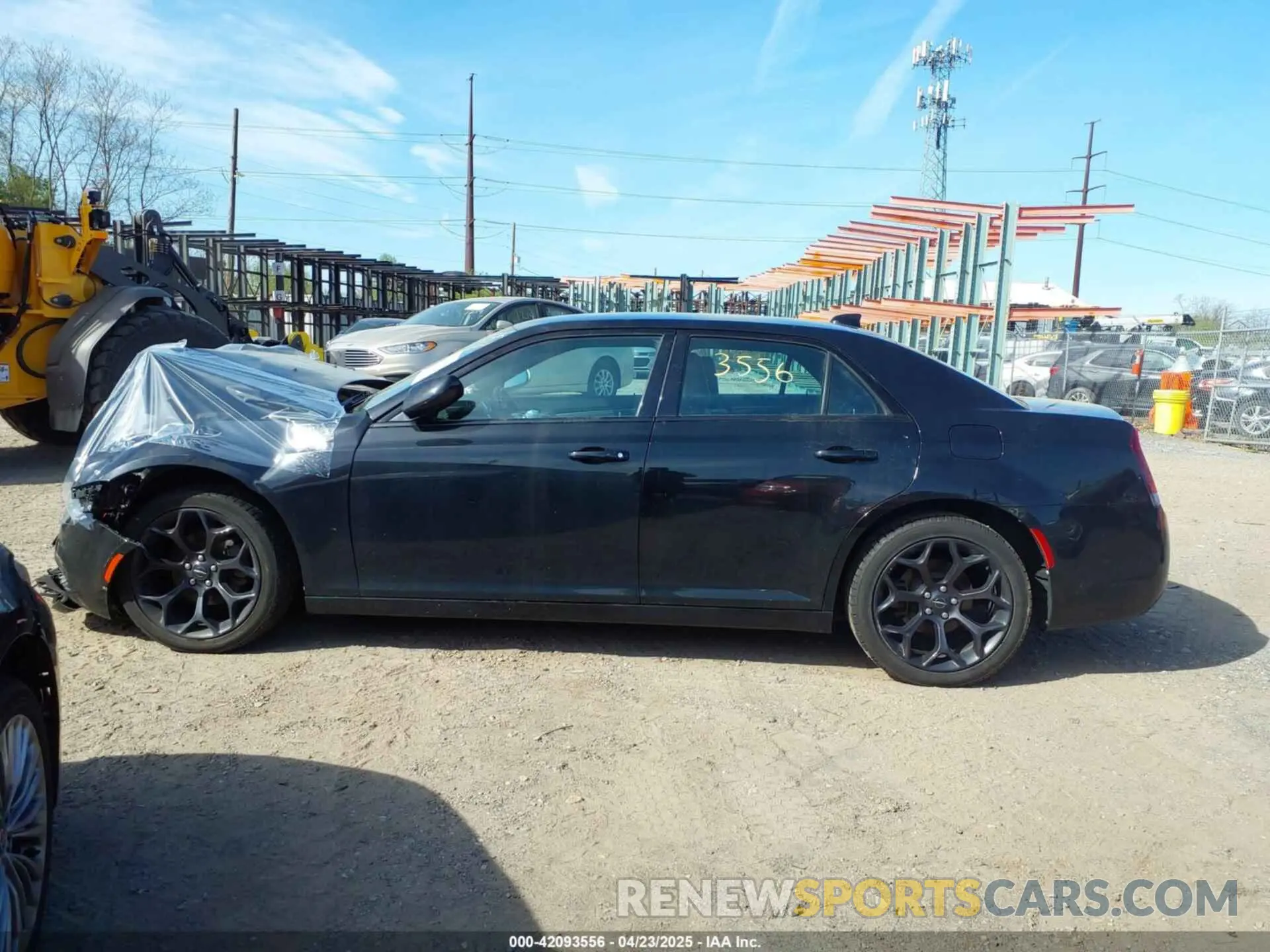 14 Photograph of a damaged car 2C3CCABG1KH708071 CHRYSLER 300 2019