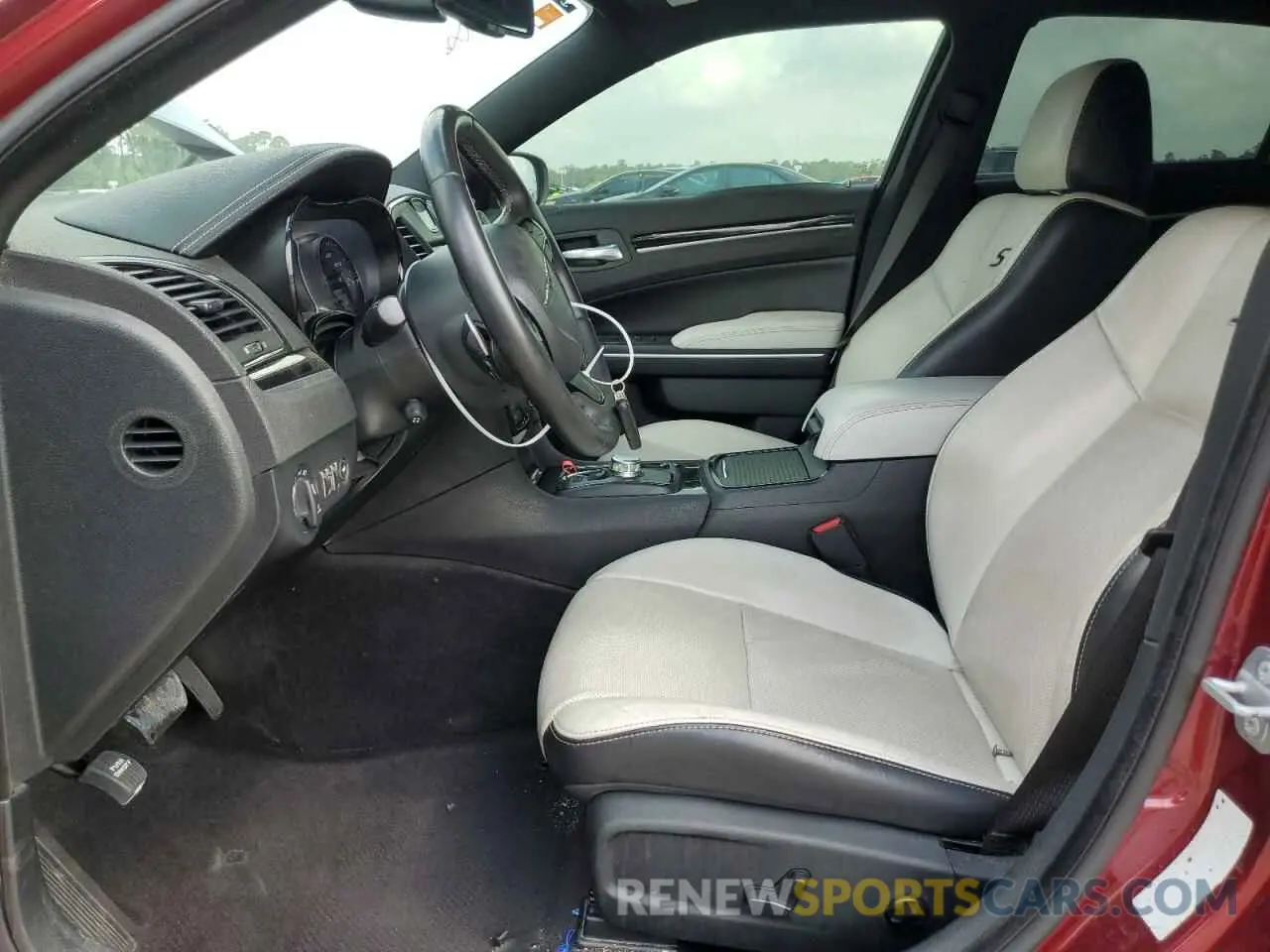 7 Photograph of a damaged car 2C3CCABG2KH507229 CHRYSLER 300 2019