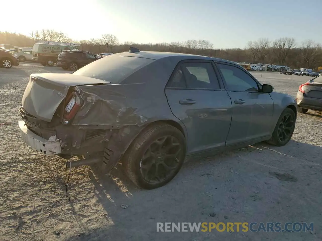 3 Photograph of a damaged car 2C3CCABG2KH628763 CHRYSLER 300 2019