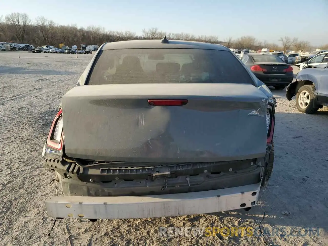 6 Photograph of a damaged car 2C3CCABG2KH628763 CHRYSLER 300 2019