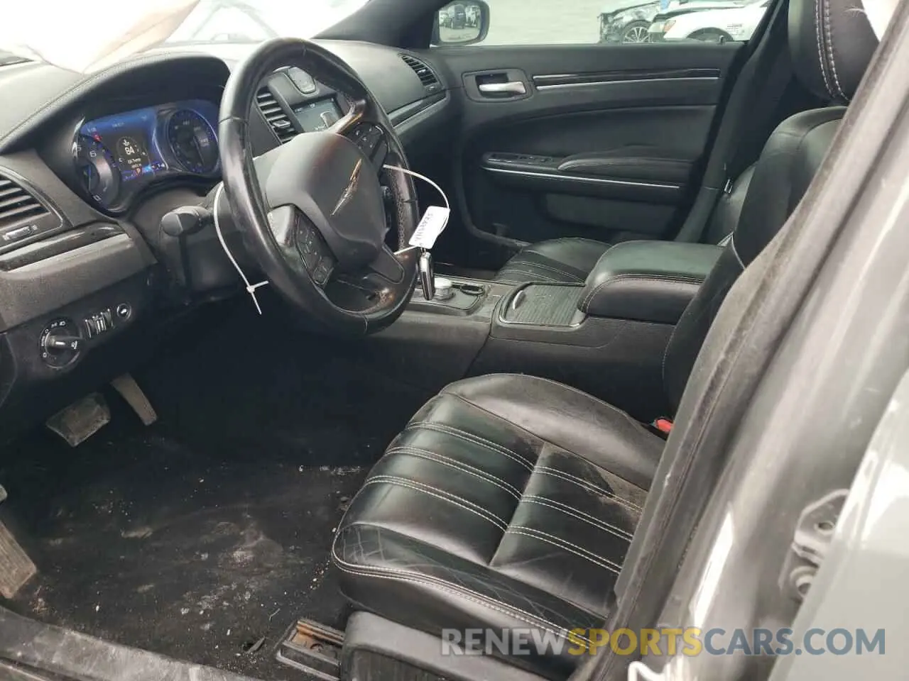 7 Photograph of a damaged car 2C3CCABG2KH628763 CHRYSLER 300 2019