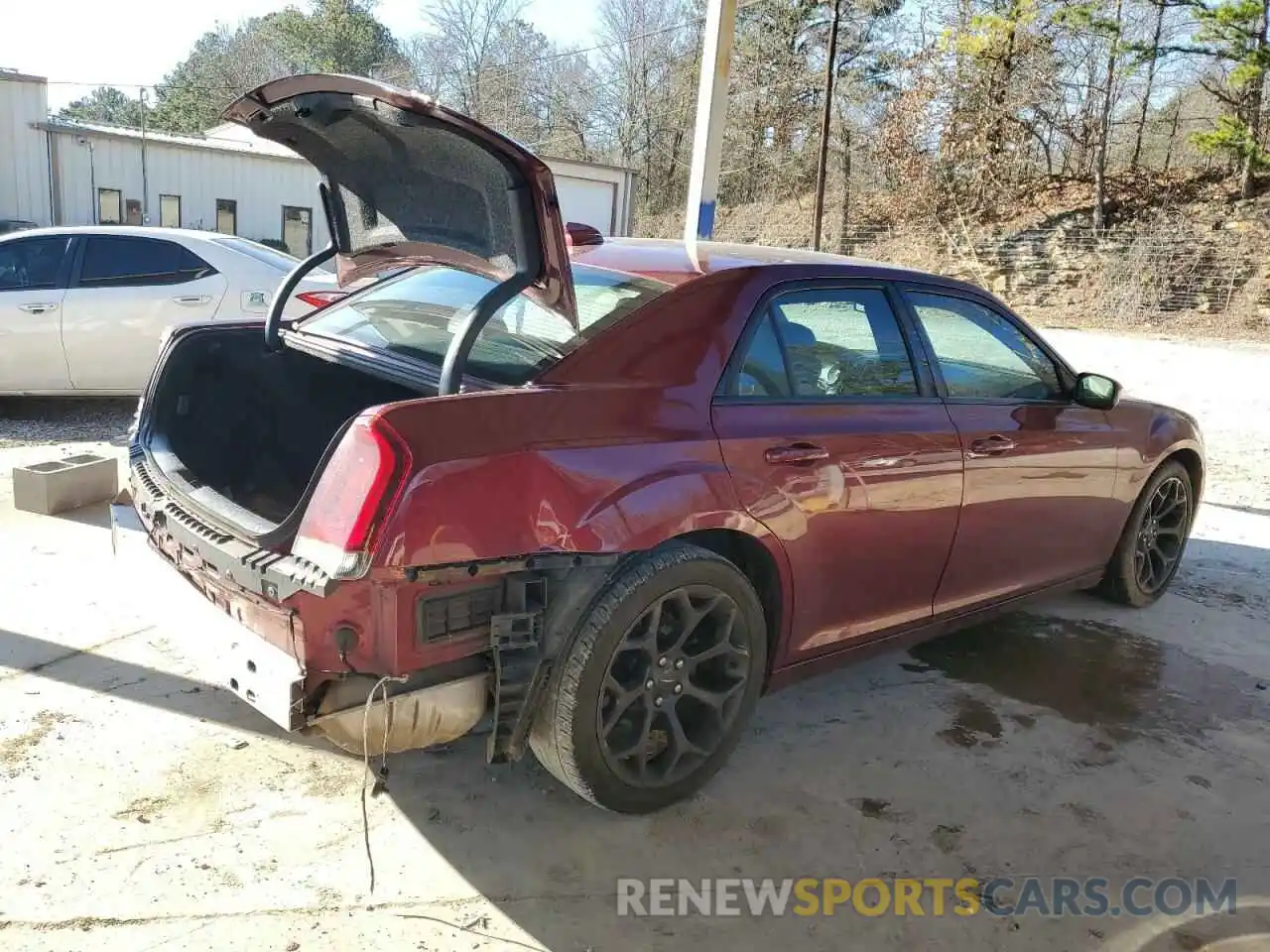 3 Photograph of a damaged car 2C3CCABG2KH654103 CHRYSLER 300 2019