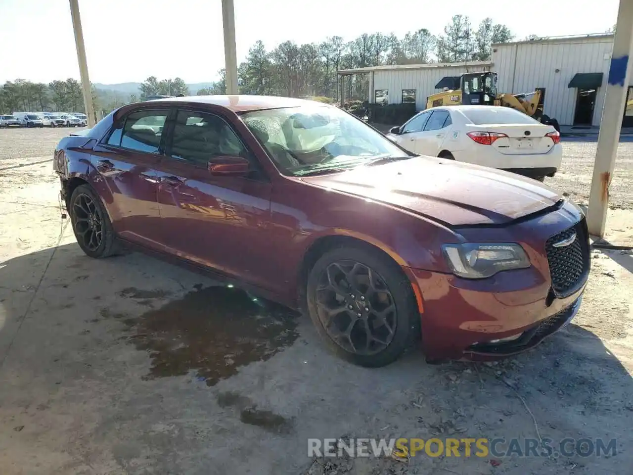 4 Photograph of a damaged car 2C3CCABG2KH654103 CHRYSLER 300 2019