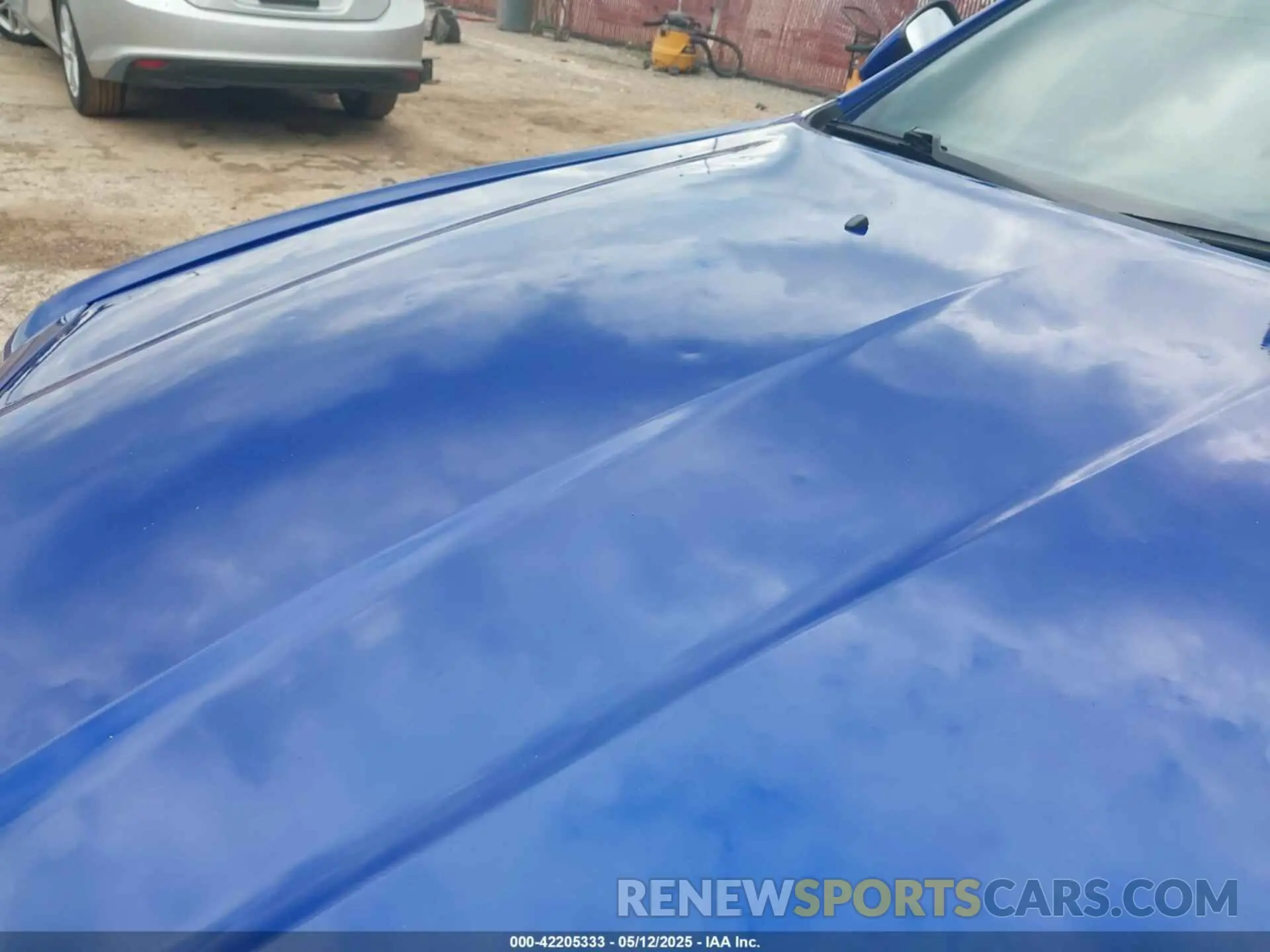 12 Photograph of a damaged car 2C3CCABG2KH697632 CHRYSLER 300 2019