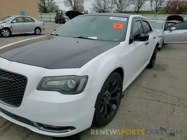 11 Photograph of a damaged car 2C3CCABG4KH618056 CHRYSLER 300 2019