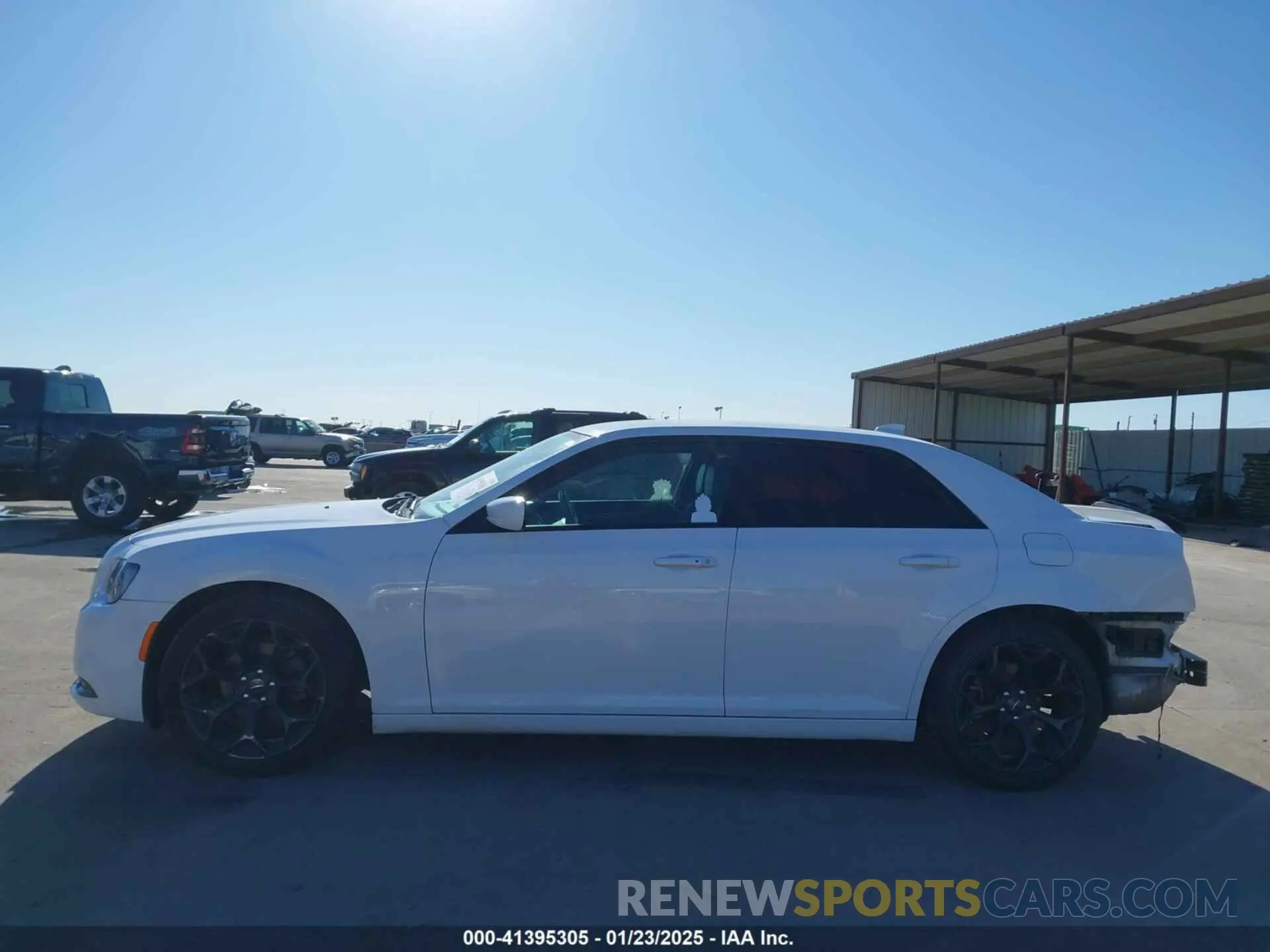 15 Photograph of a damaged car 2C3CCABG4KH619689 CHRYSLER 300 2019