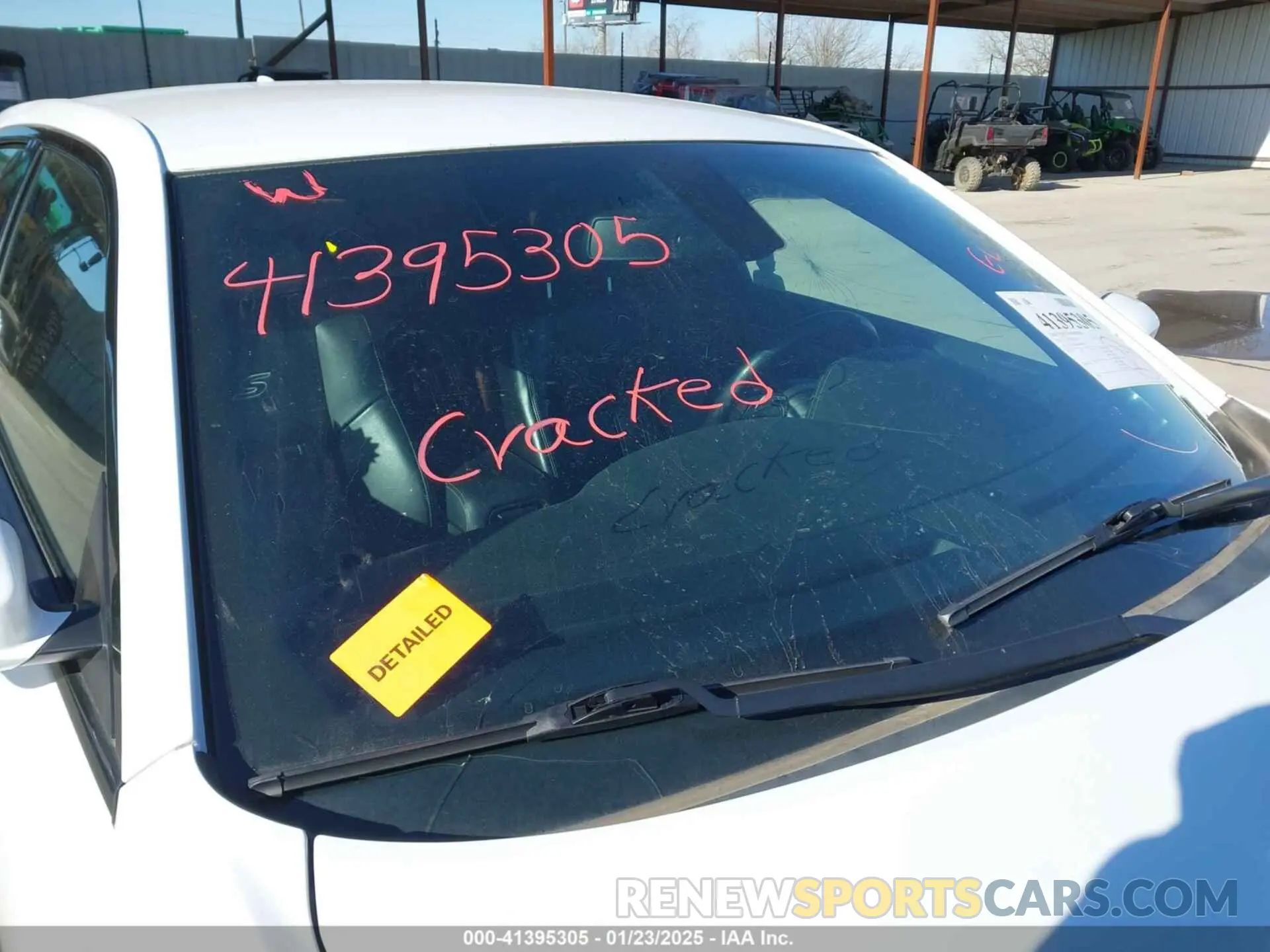 19 Photograph of a damaged car 2C3CCABG4KH619689 CHRYSLER 300 2019