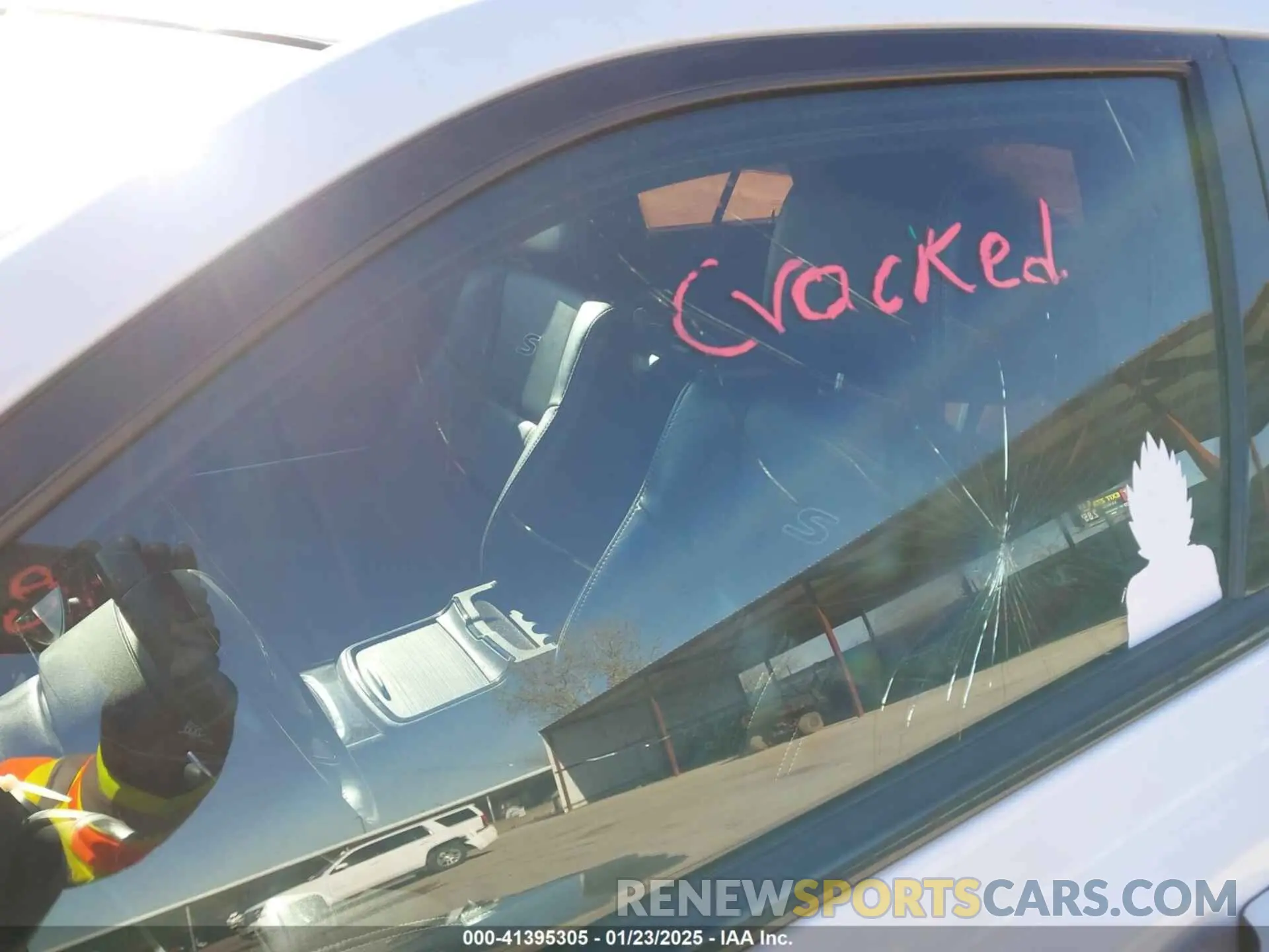 20 Photograph of a damaged car 2C3CCABG4KH619689 CHRYSLER 300 2019