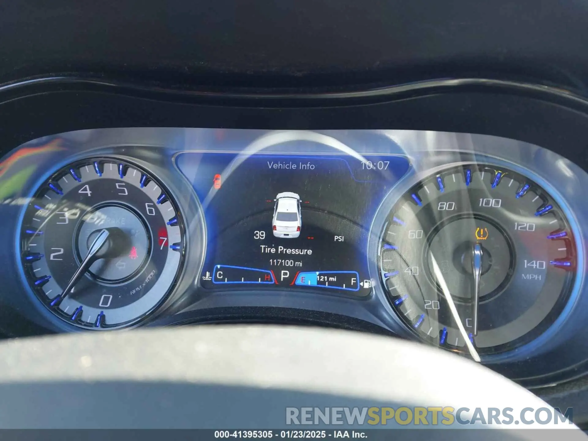 7 Photograph of a damaged car 2C3CCABG4KH619689 CHRYSLER 300 2019