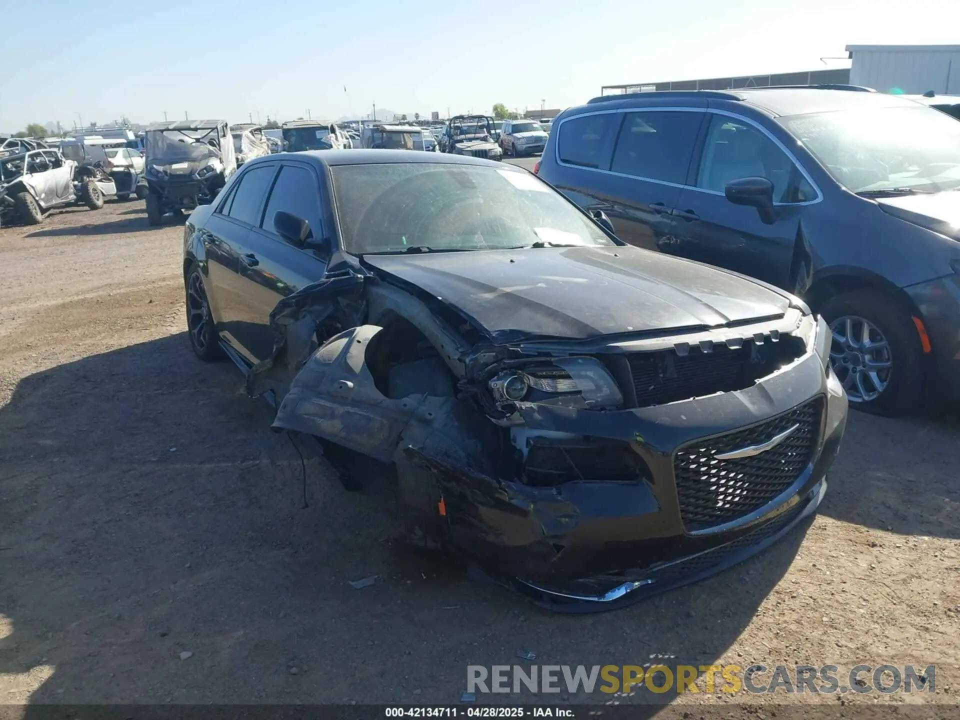 6 Photograph of a damaged car 2C3CCABG5KH562838 CHRYSLER 300 2019