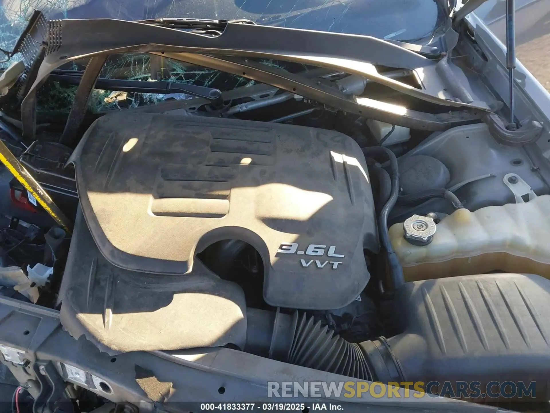 10 Photograph of a damaged car 2C3CCABG5KH708249 CHRYSLER 300 2019