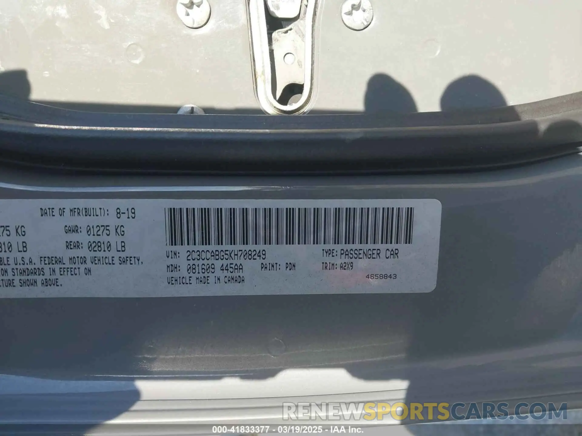 9 Photograph of a damaged car 2C3CCABG5KH708249 CHRYSLER 300 2019
