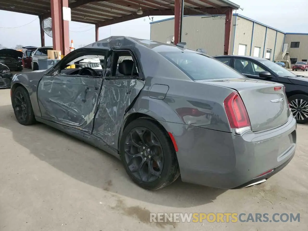 2 Photograph of a damaged car 2C3CCABG6KH516466 CHRYSLER 300 2019