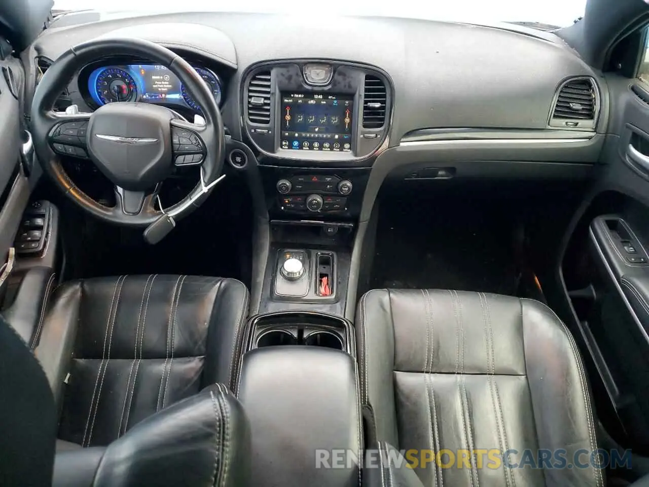 8 Photograph of a damaged car 2C3CCABG6KH516466 CHRYSLER 300 2019