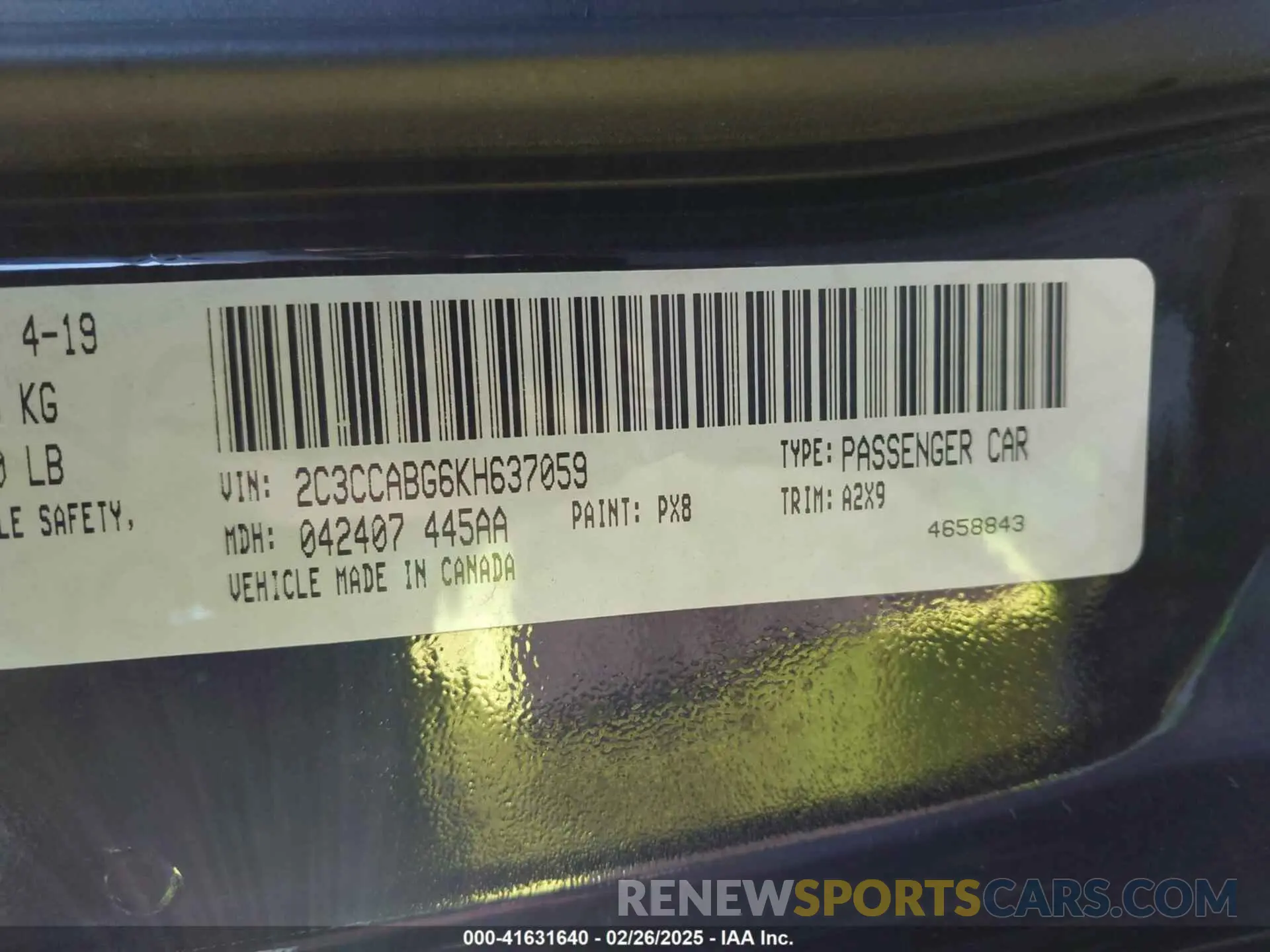 9 Photograph of a damaged car 2C3CCABG6KH637059 CHRYSLER 300 2019