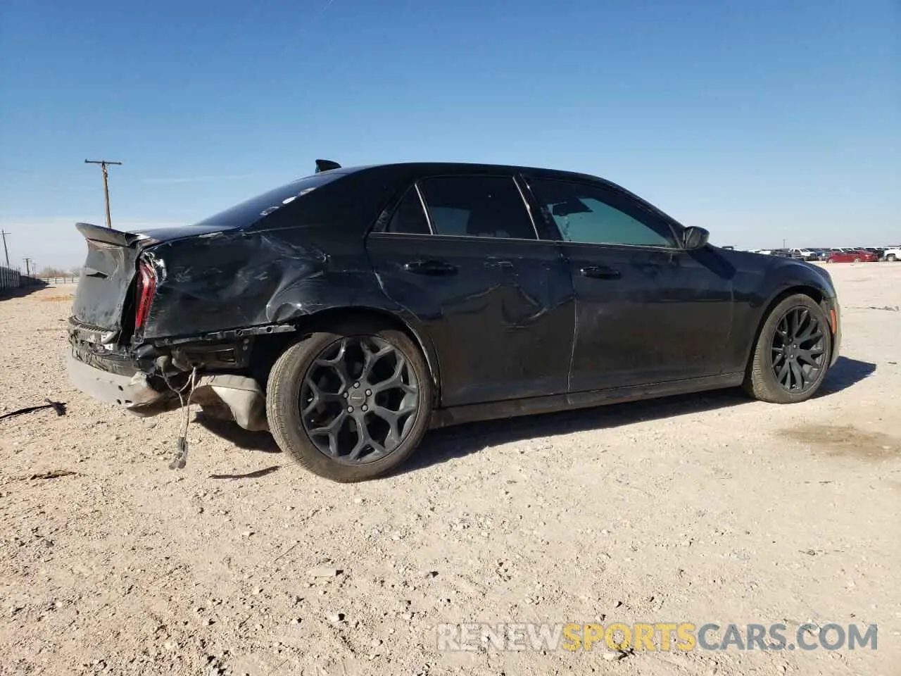 3 Photograph of a damaged car 2C3CCABG6KH667159 CHRYSLER 300 2019