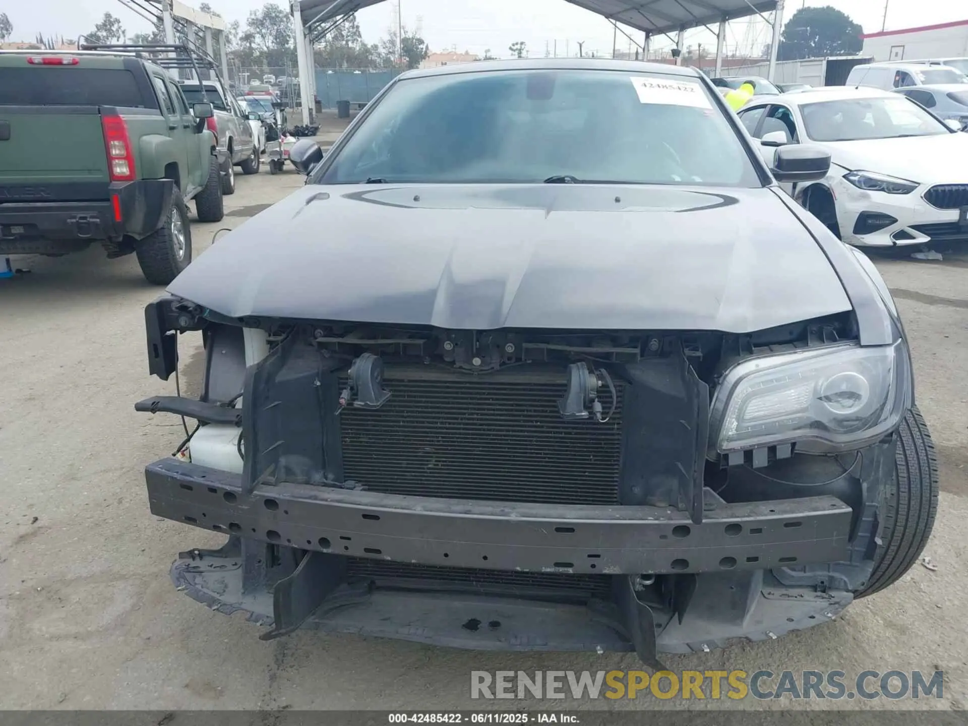 12 Photograph of a damaged car 2C3CCABG7KH562811 CHRYSLER 300 2019