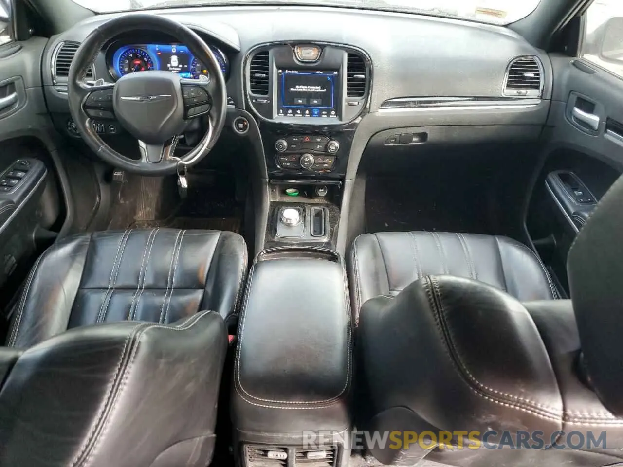 8 Photograph of a damaged car 2C3CCABG8KH609442 CHRYSLER 300 2019
