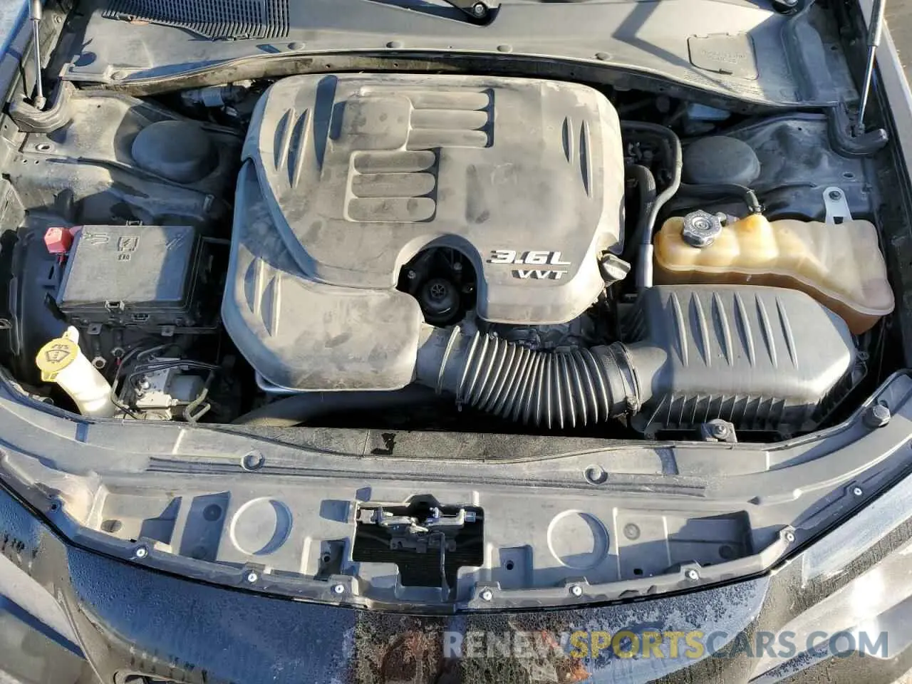 11 Photograph of a damaged car 2C3CCABG9KH628632 CHRYSLER 300 2019