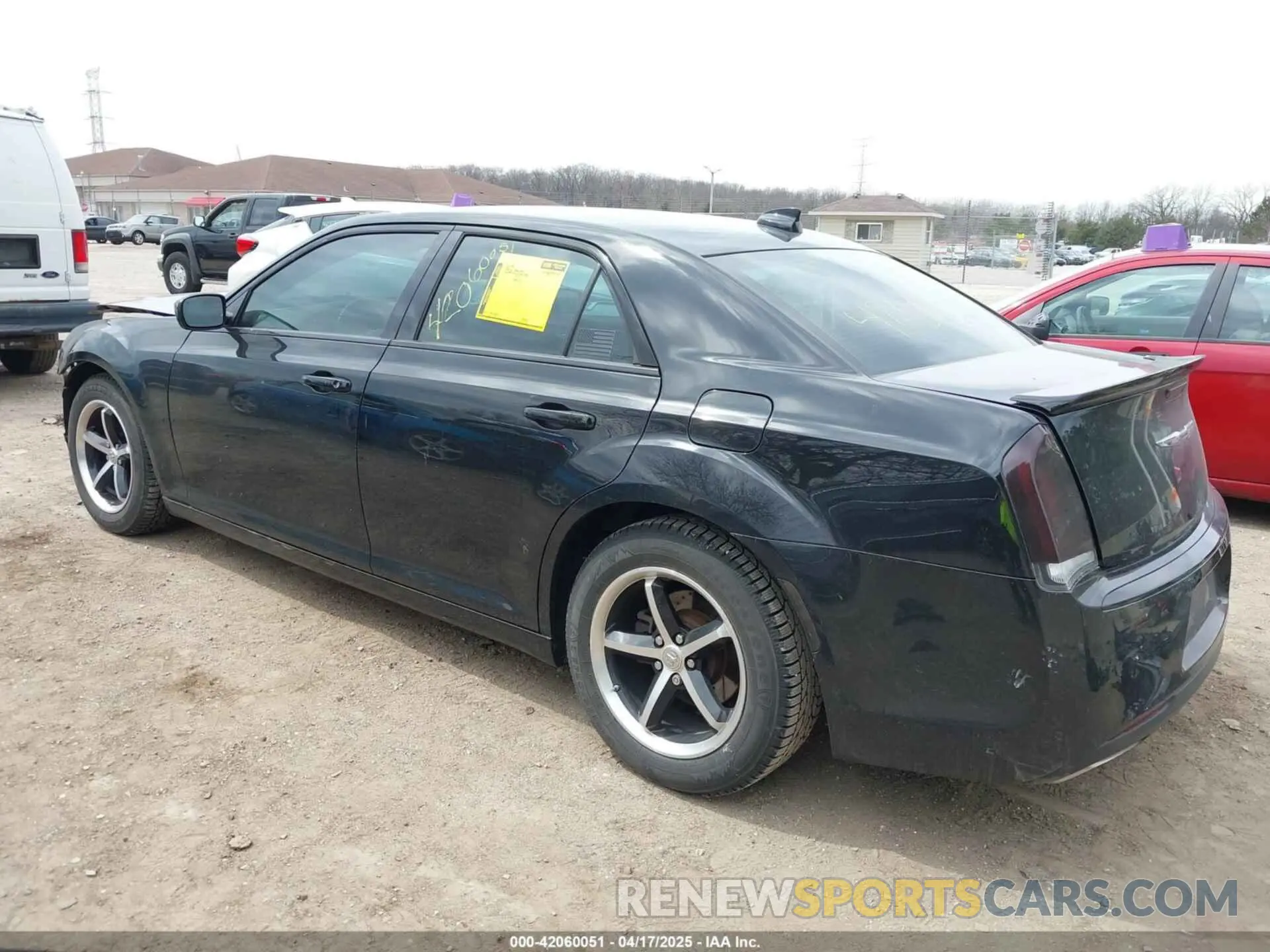 3 Photograph of a damaged car 2C3CCABG9KH654079 CHRYSLER 300 2019
