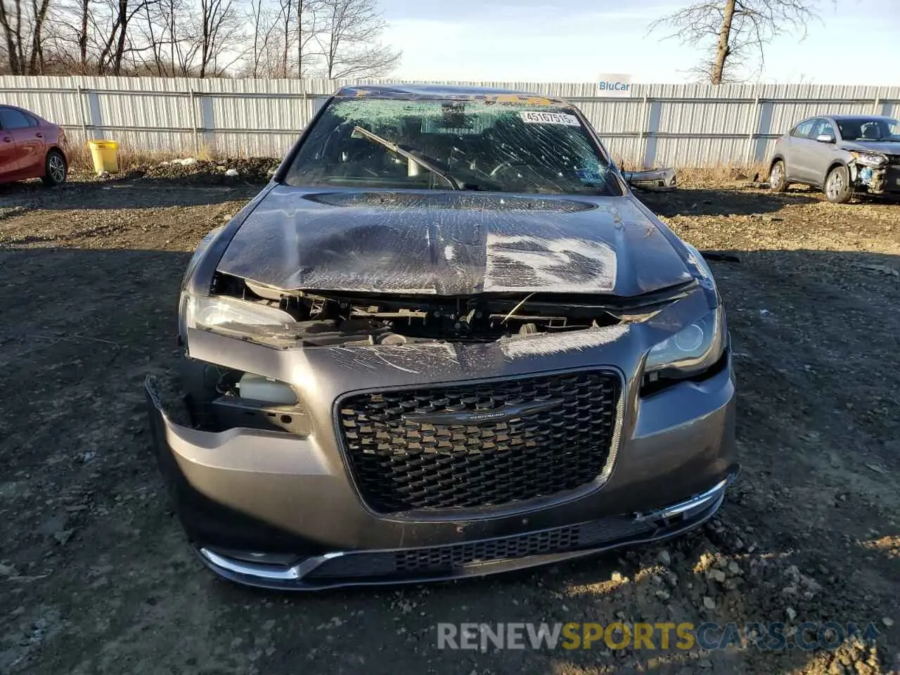 5 Photograph of a damaged car 2C3CCABGXKH516275 CHRYSLER 300 2019