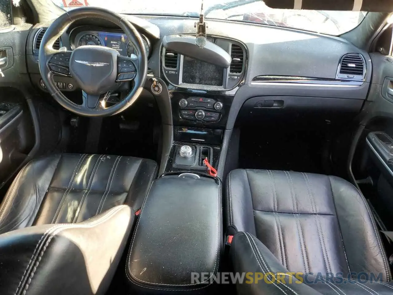 8 Photograph of a damaged car 2C3CCABGXKH516275 CHRYSLER 300 2019