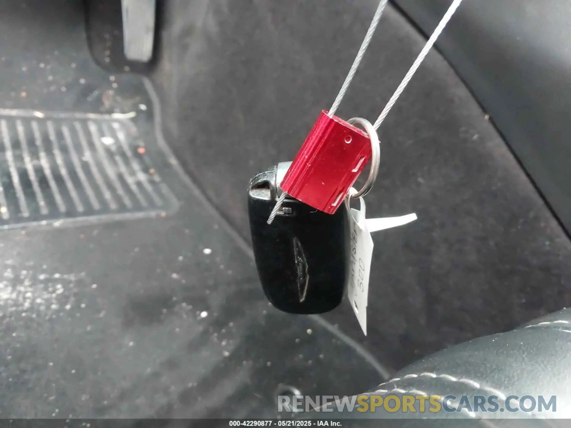 11 Photograph of a damaged car 2C3CCABGXKH539507 CHRYSLER 300 2019