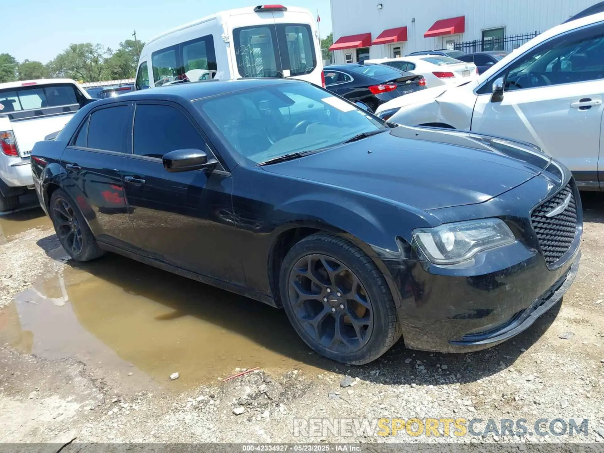 1 Photograph of a damaged car 2C3CCABGXKH628784 CHRYSLER 300 2019
