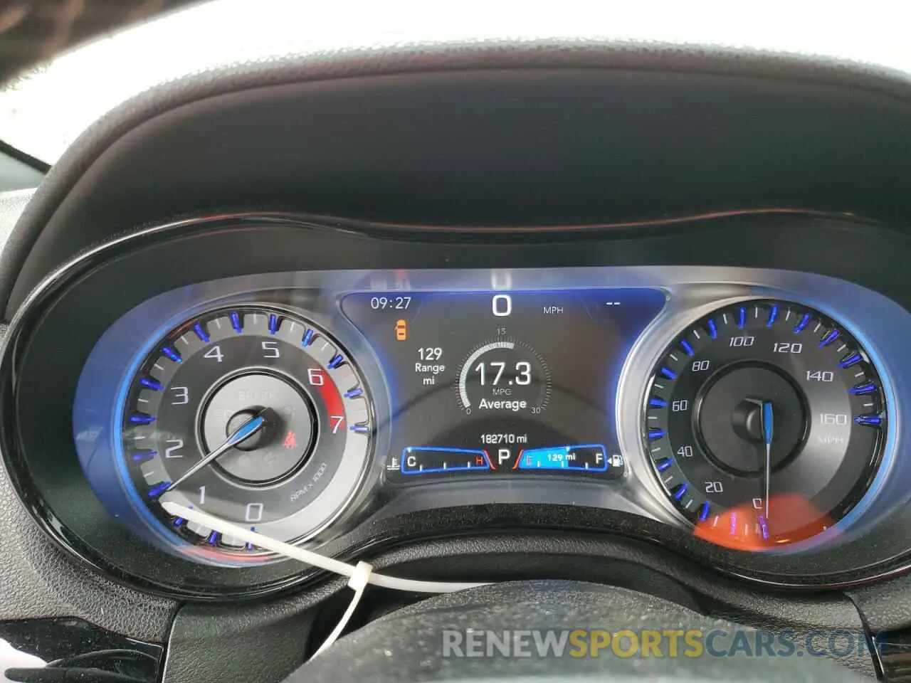 9 Photograph of a damaged car 2C3CCABT1KH580315 CHRYSLER 300 2019