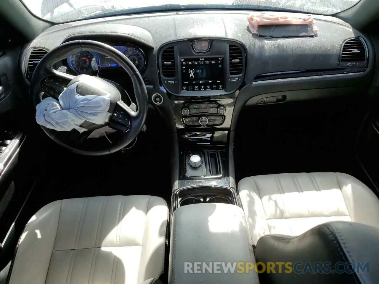8 Photograph of a damaged car 2C3CCABT9KH649333 CHRYSLER 300 2019