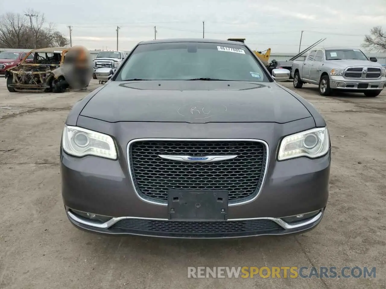 5 Photograph of a damaged car 2C3CCAEG0KH566078 CHRYSLER 300 2019