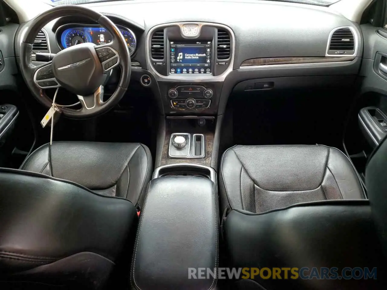 8 Photograph of a damaged car 2C3CCAEG0KH566078 CHRYSLER 300 2019