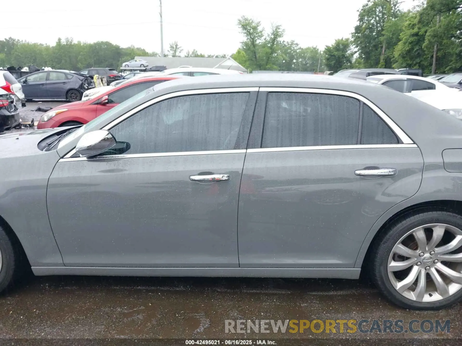 14 Photograph of a damaged car 2C3CCAEG2KH527931 CHRYSLER 300 2019