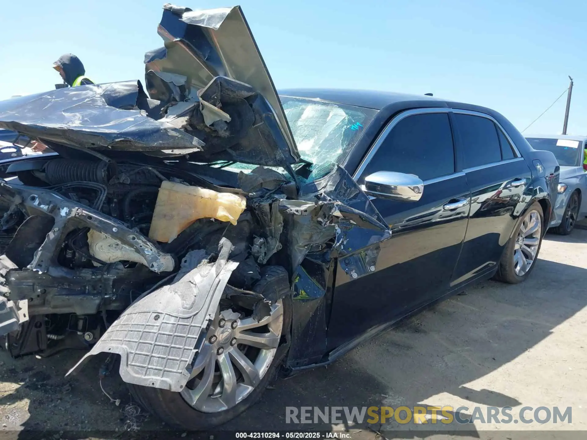 14 Photograph of a damaged car 2C3CCAEG2KH528304 CHRYSLER 300 2019