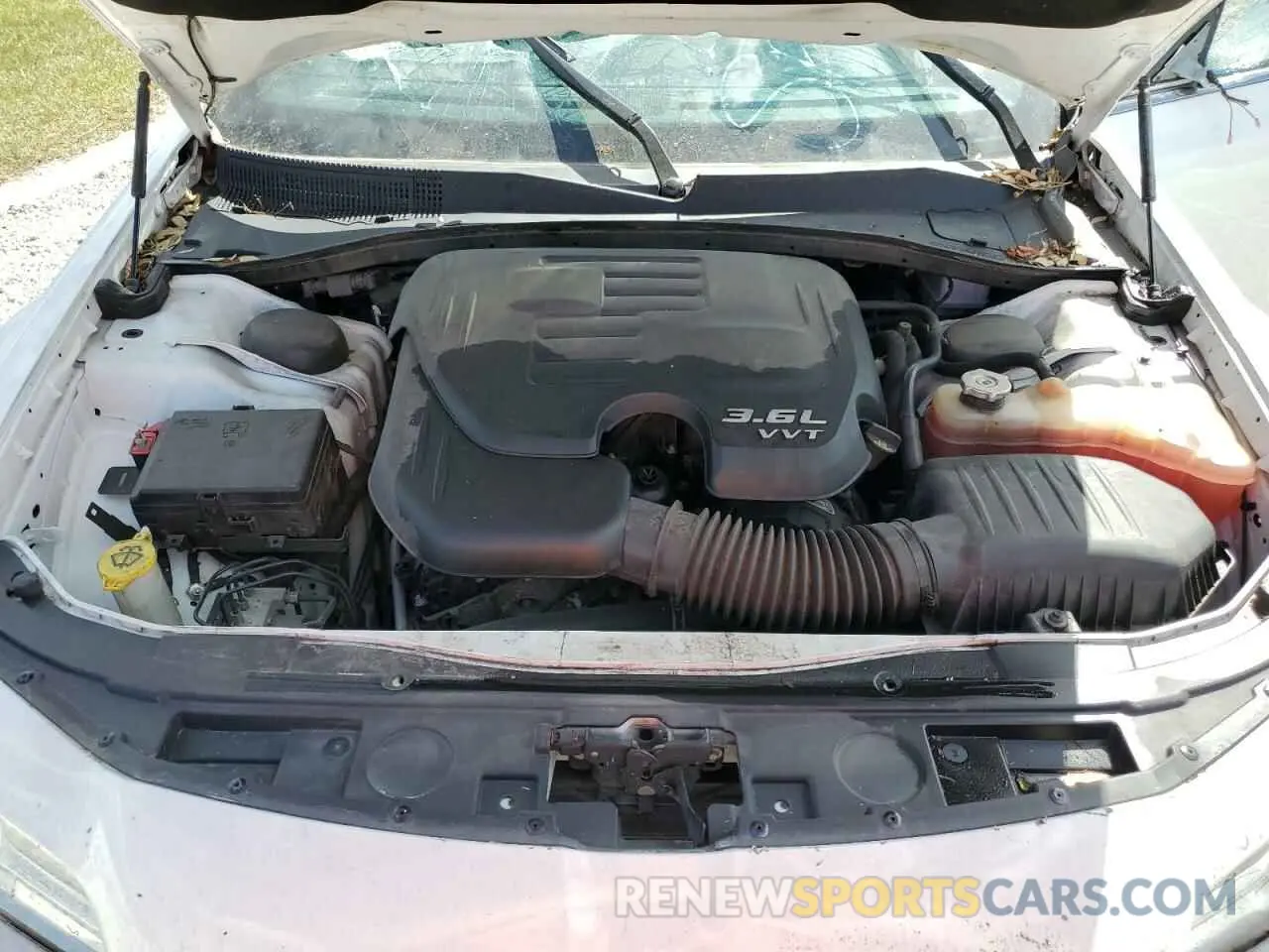 11 Photograph of a damaged car 2C3CCAEG2KH698078 CHRYSLER 300 2019