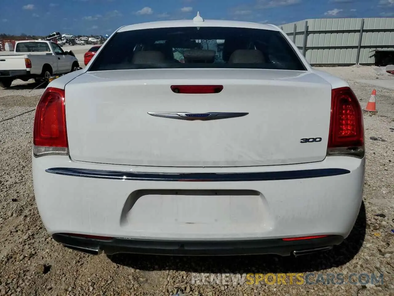 6 Photograph of a damaged car 2C3CCAEG2KH698078 CHRYSLER 300 2019