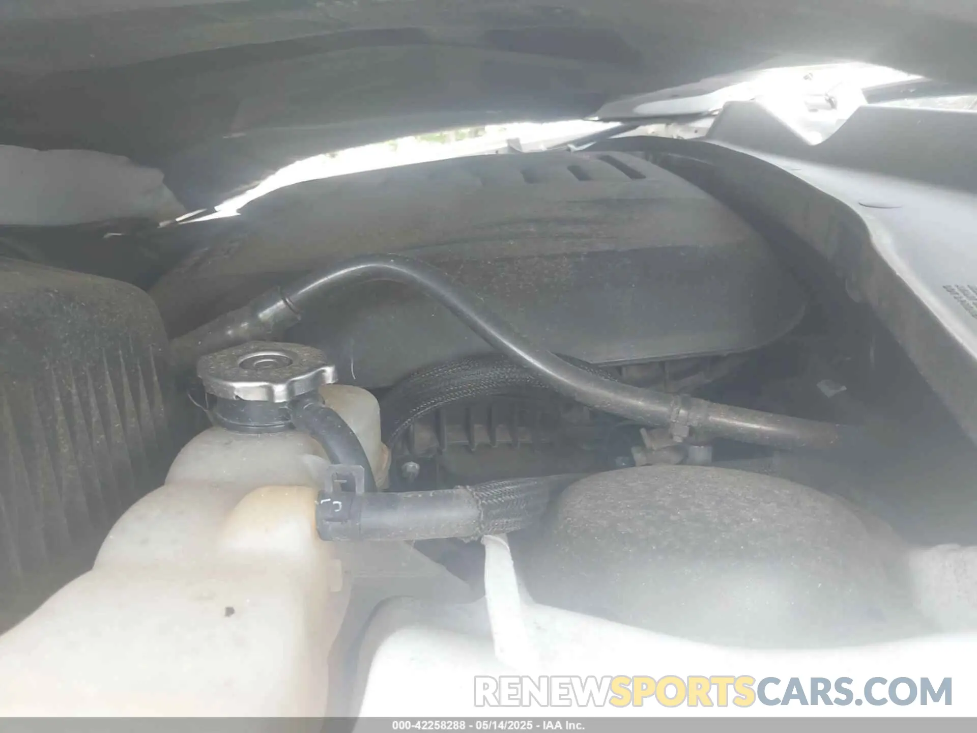 10 Photograph of a damaged car 2C3CCAEG3KH528019 CHRYSLER 300 2019