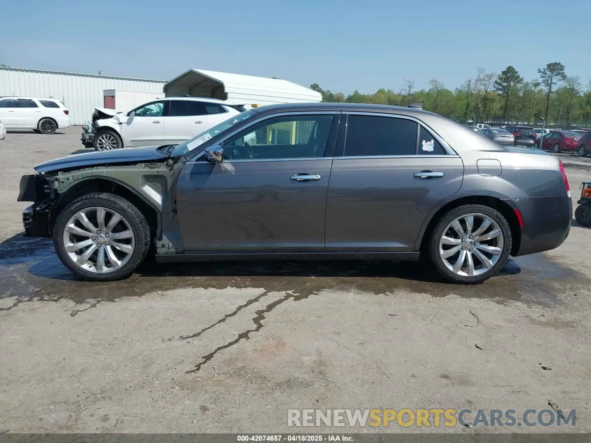 15 Photograph of a damaged car 2C3CCAEG3KH528585 CHRYSLER 300 2019