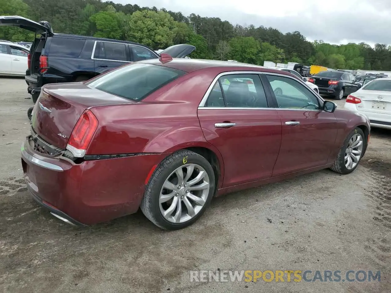 3 Photograph of a damaged car 2C3CCAEG3KH563014 CHRYSLER 300 2019