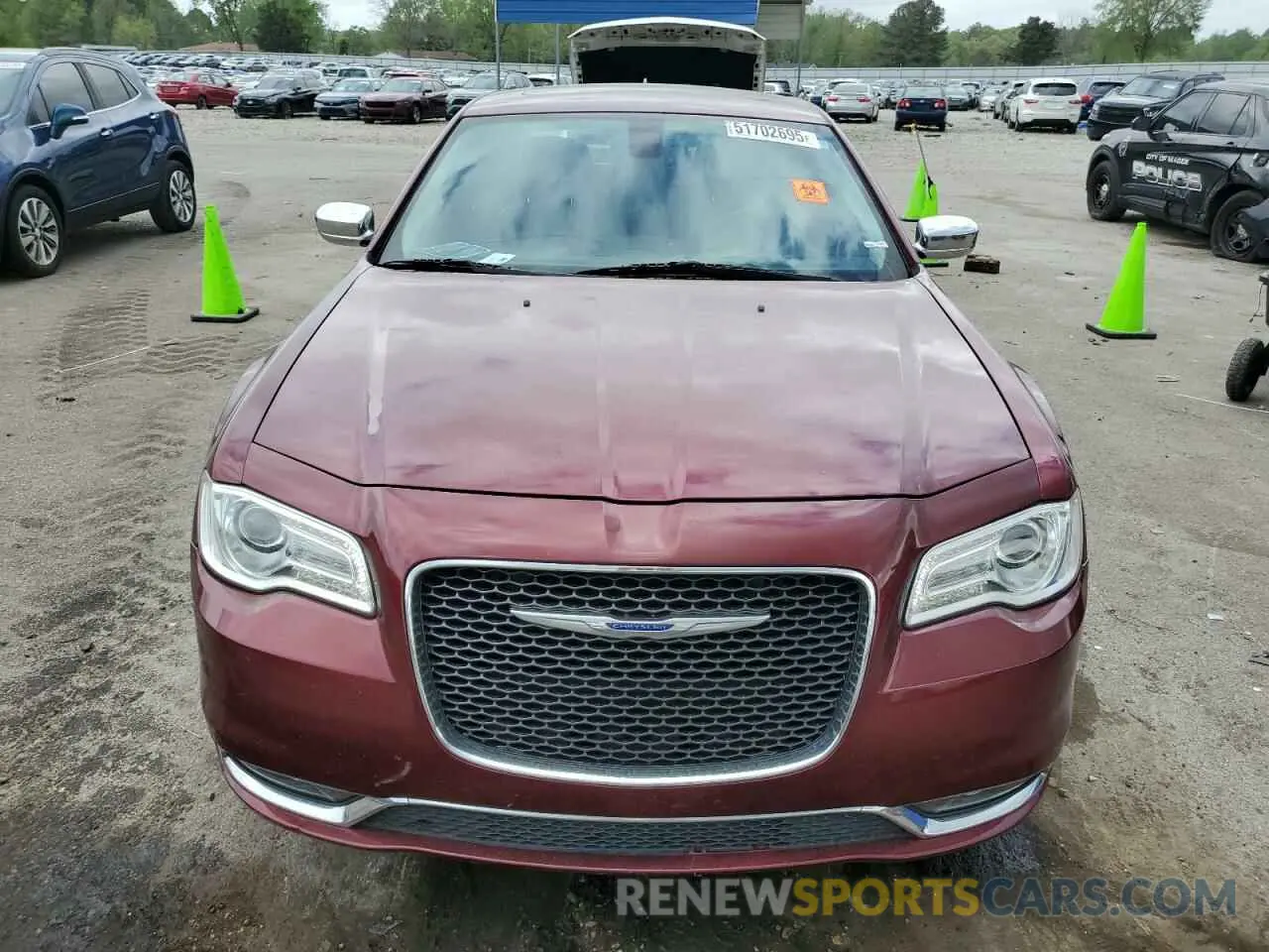 5 Photograph of a damaged car 2C3CCAEG3KH563014 CHRYSLER 300 2019