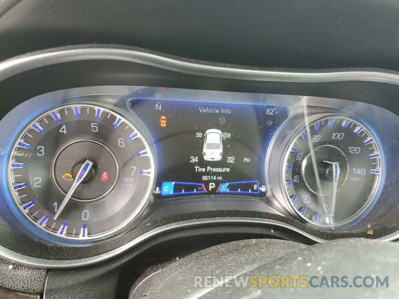 9 Photograph of a damaged car 2C3CCAEG3KH563014 CHRYSLER 300 2019