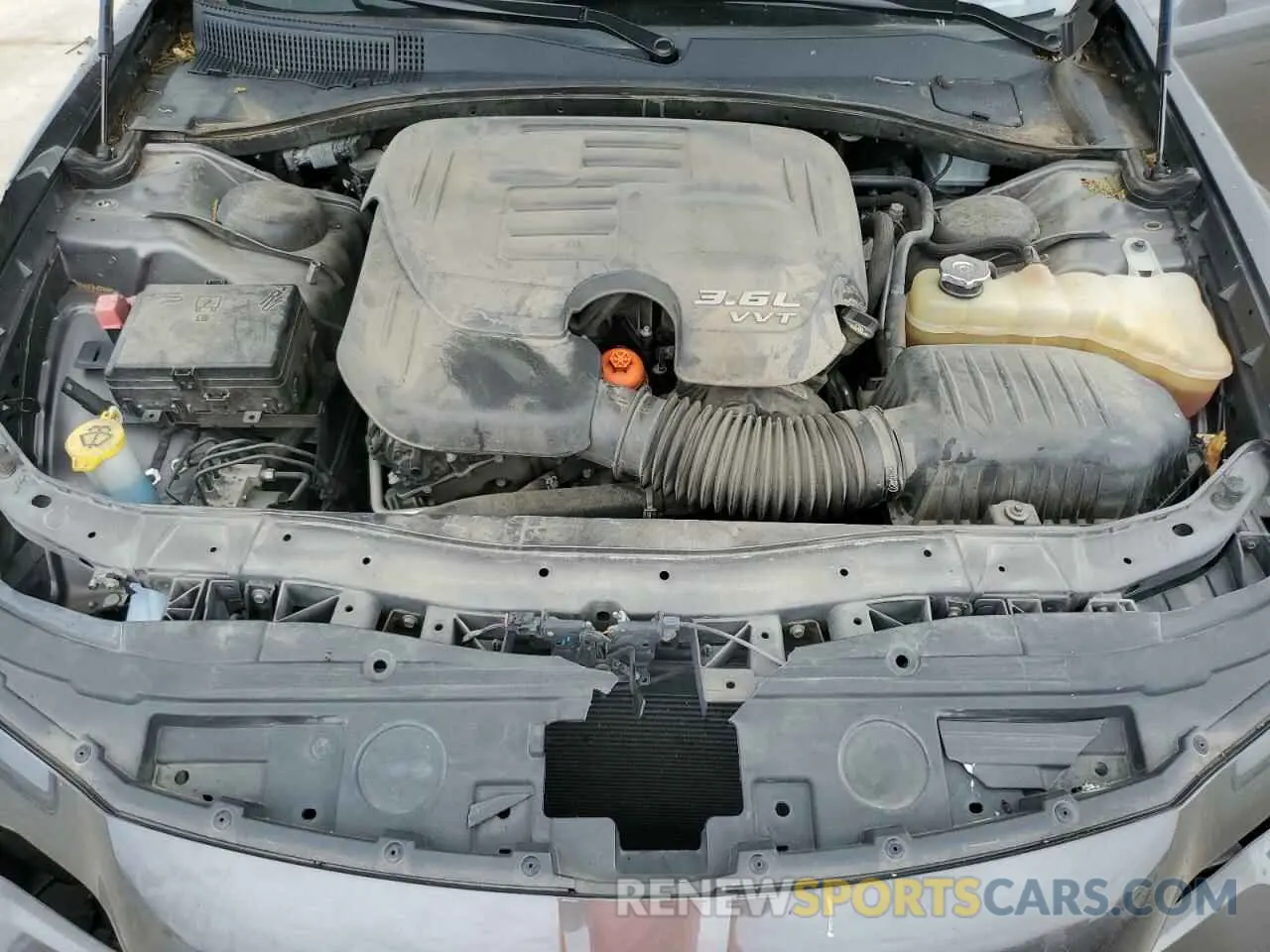 11 Photograph of a damaged car 2C3CCAEG3KH585899 CHRYSLER 300 2019