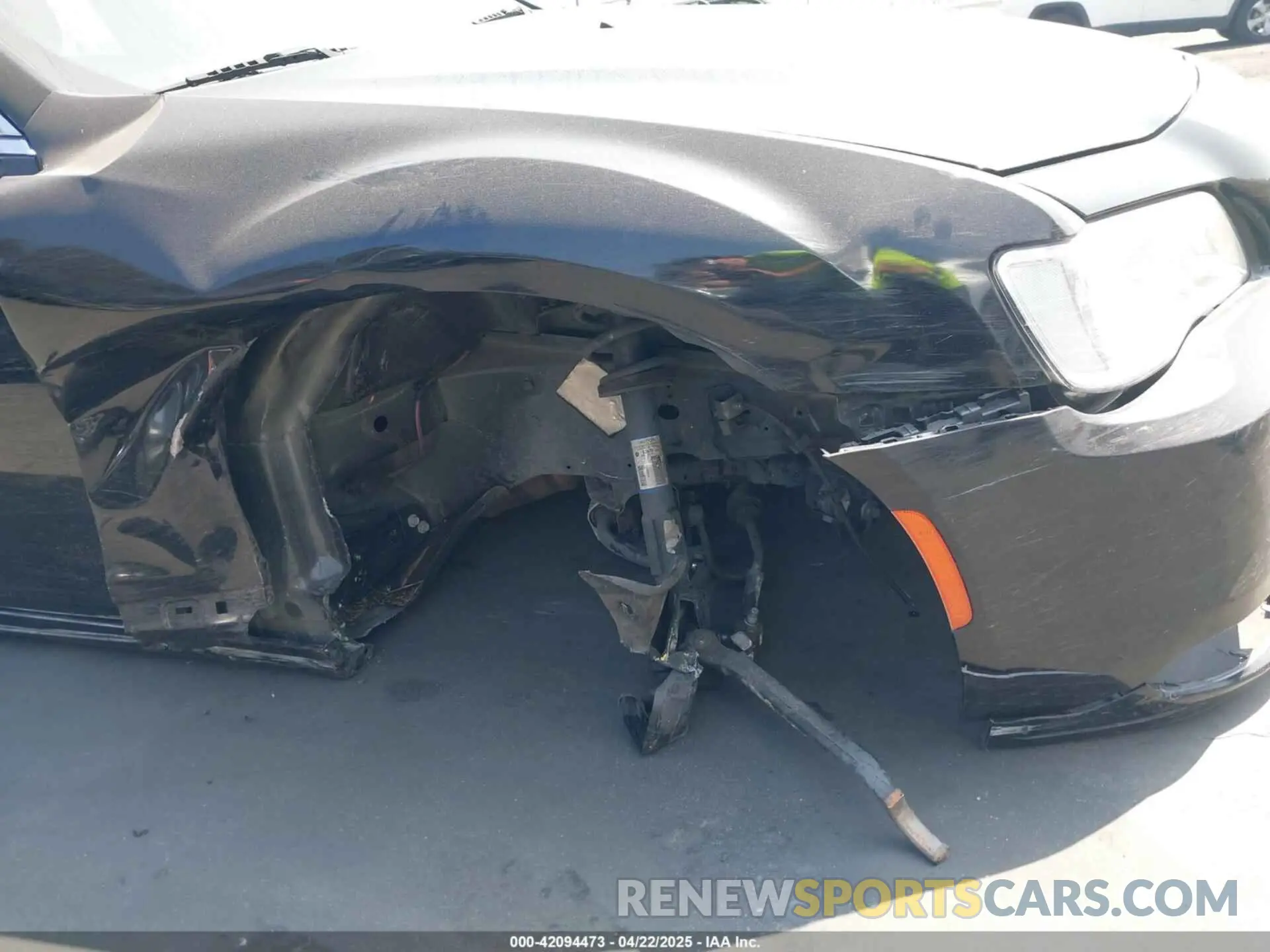 6 Photograph of a damaged car 2C3CCAEG3KH697988 CHRYSLER 300 2019