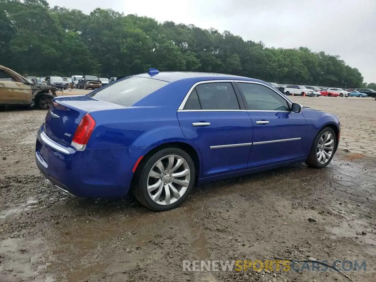 3 Photograph of a damaged car 2C3CCAEG4KH528739 CHRYSLER 300 2019