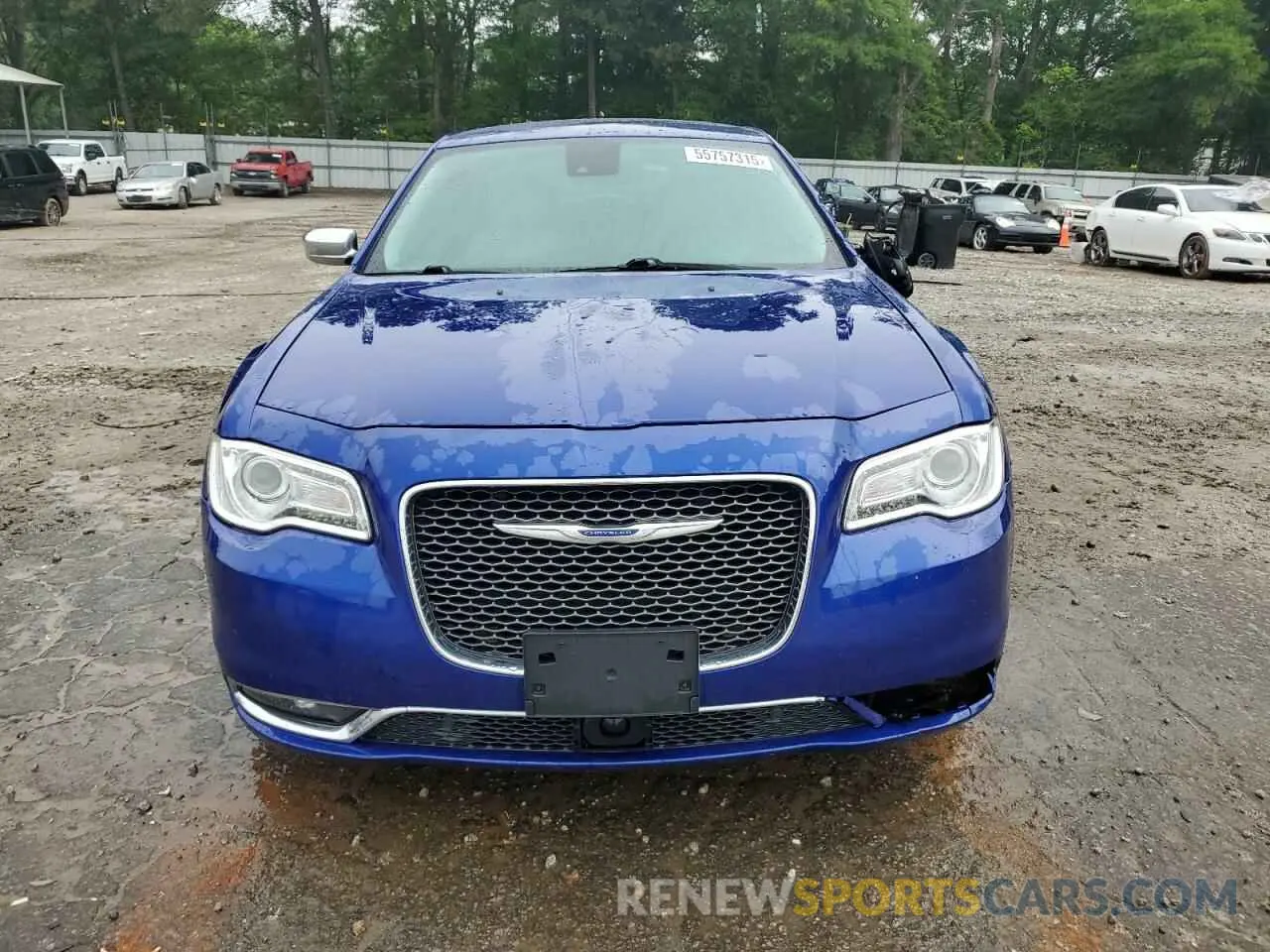 5 Photograph of a damaged car 2C3CCAEG4KH528739 CHRYSLER 300 2019