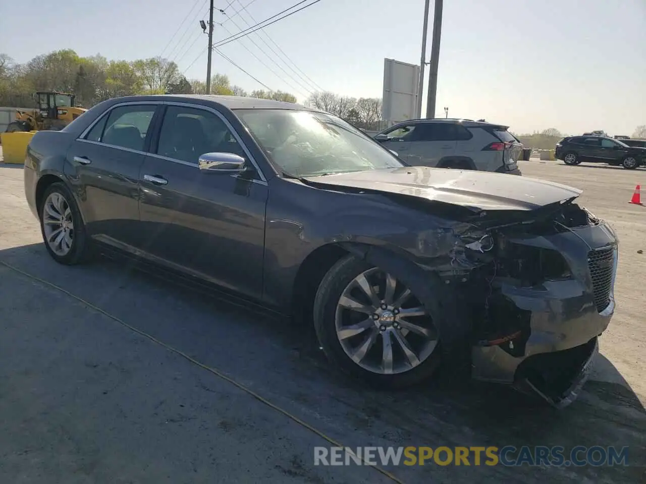 4 Photograph of a damaged car 2C3CCAEG4KH609787 CHRYSLER 300 2019