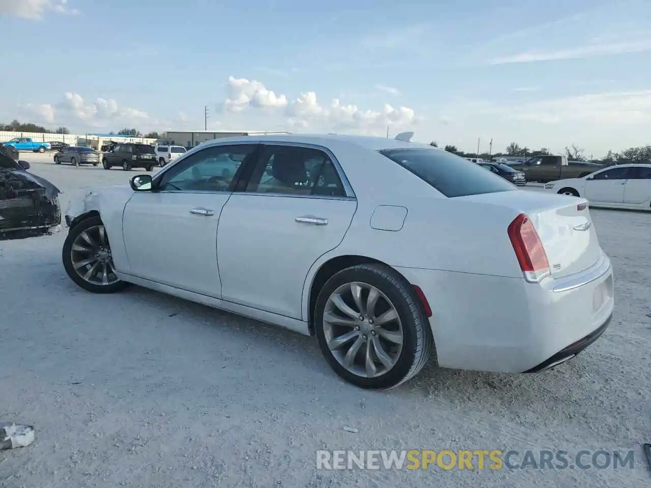 2 Photograph of a damaged car 2C3CCAEG4KH693464 CHRYSLER 300 2019